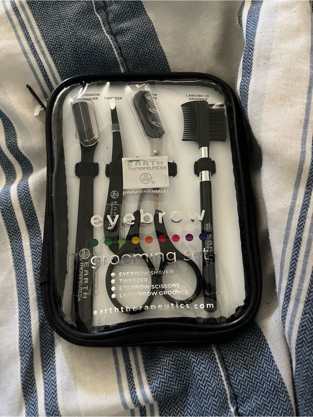 Earth Therapeutics Eyebrow Grooming Set - Black